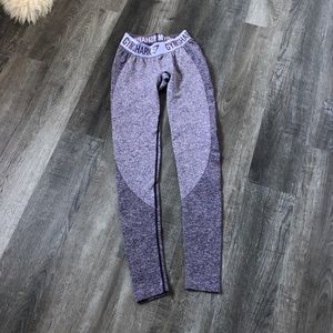 Purple mid rise Gymshark leggings size xs workout pants stretchy